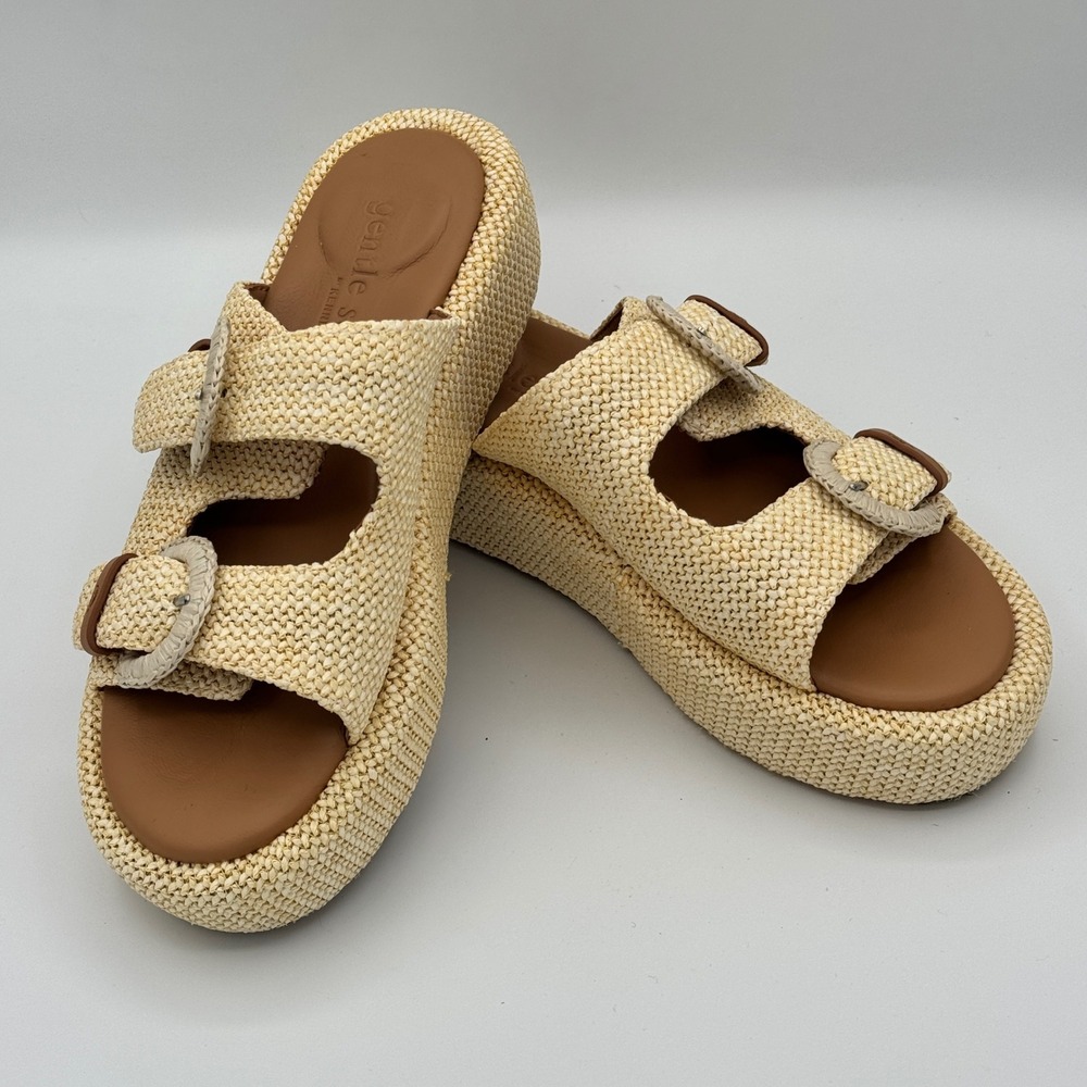 Gentle Souls by Kenneth Cole
Women's Theresa Double Buckle Platform Sandals 6.5